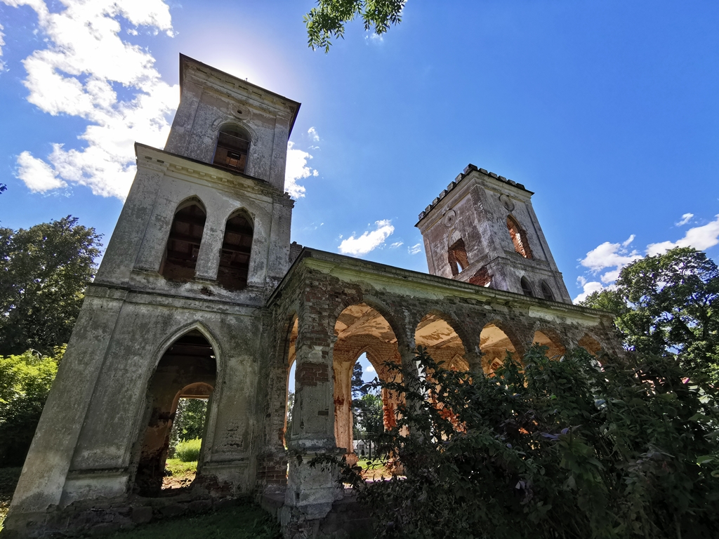 Palėvenės (Komarų) dvaras