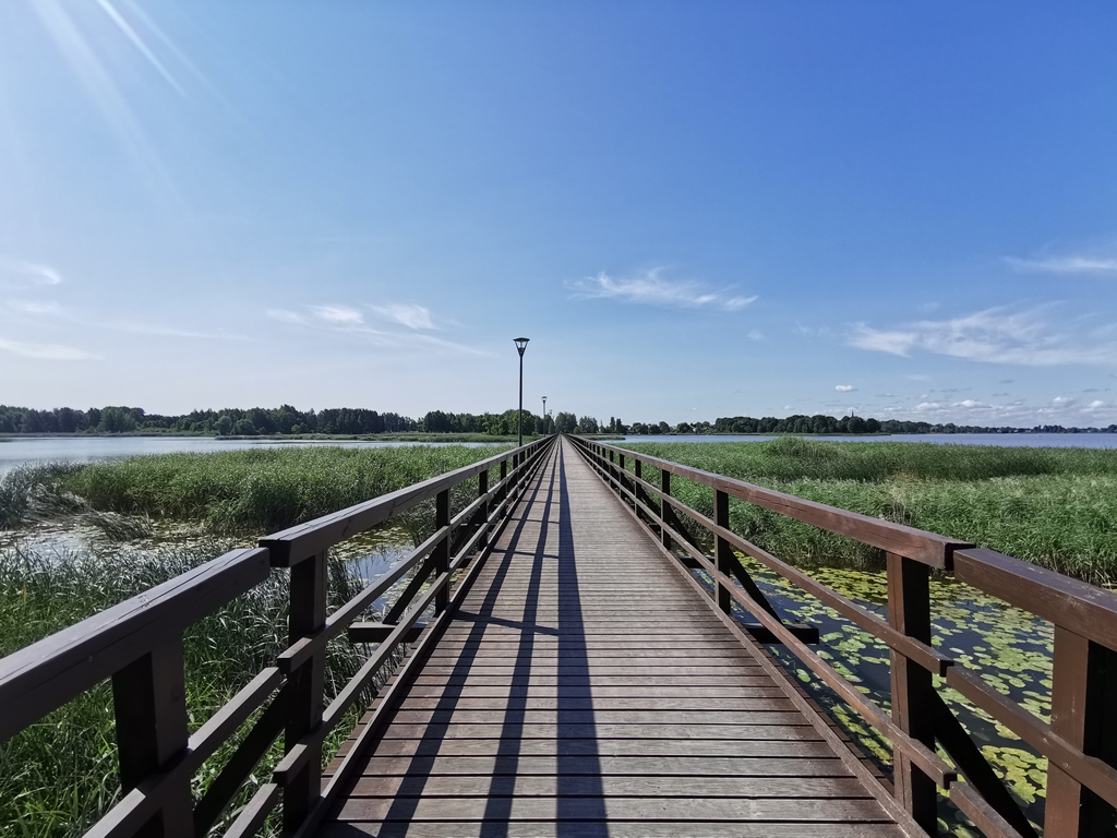 Širvėnos ežero pėsčiųjų tiltas